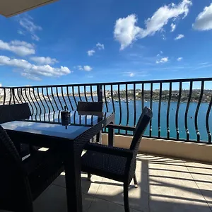 https://ultracentral-location-ferry-3-bedrooms-2-bth.qawrahotelsmalta.org